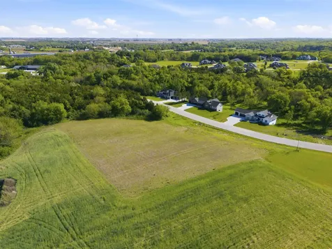 2034 SE Wildwood Dyersville IA 52040