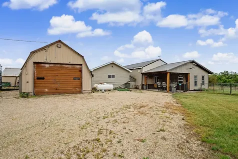 2838 210th Earlville IA 52041-9999