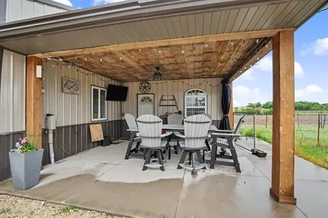 2838 210th Earlville IA 52041-9999