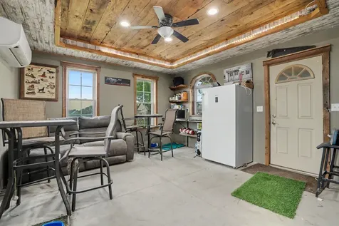 2838 210th Earlville IA 52041-9999