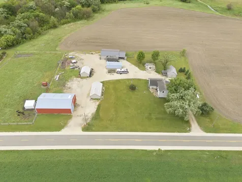 2838 210th Earlville IA 52041-9999