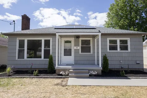 33 Meadow Dubuque IA 52001