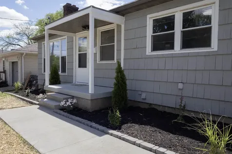 33 Meadow Dubuque IA 52001