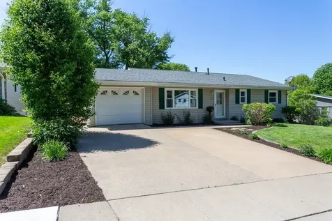515 Stevens Dubuque IA 52001