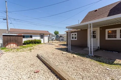 713 O'neill Dubuque IA 52001