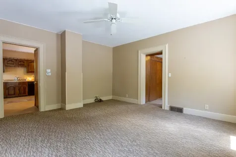 21537 Mud Lake Dubuque IA 52001