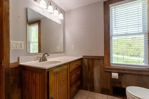 21537 Mud Lake Dubuque IA 52001