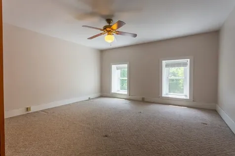 21537 Mud Lake Dubuque IA 52001