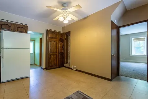 21537 Mud Lake Dubuque IA 52001