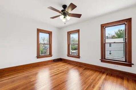 705 W 3rd Dubuque IA 52001