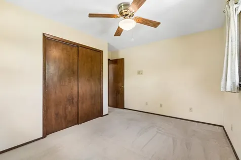 3416 Glencove Dubuque IA 52002
