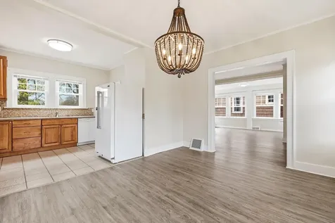 160 S Hill Dubuque IA 52001