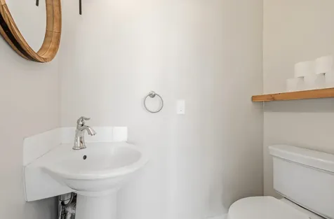 160 S Hill Dubuque IA 52001
