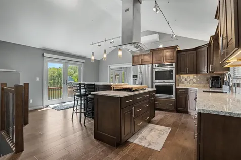 2582 220th Delhi IA 52222-0000