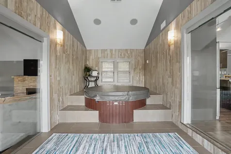 2582 220th Delhi IA 52222-0000
