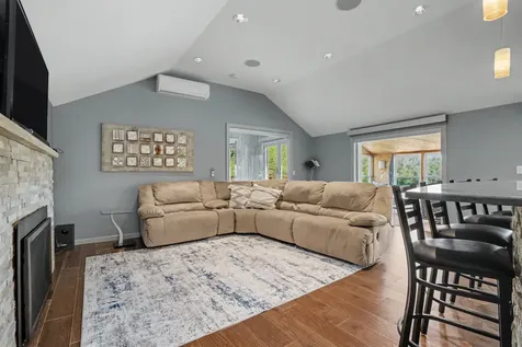 2582 220th Delhi IA 52222-0000