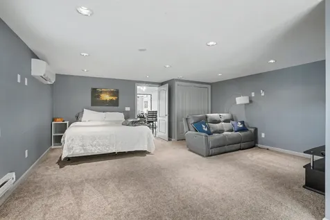 2582 220th Delhi IA 52222-0000