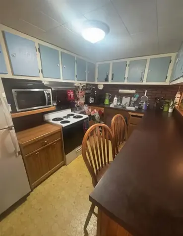 407 River View Guttenberg IA 52052