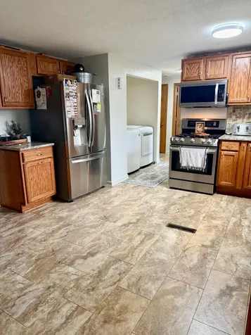111 Sunset Guttenberg IA 52052