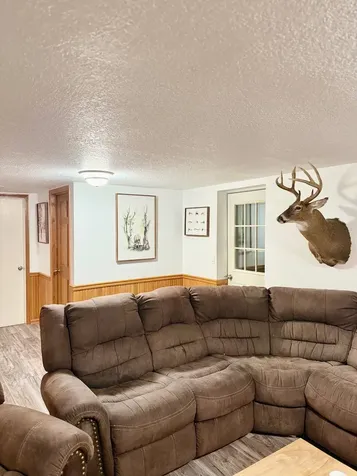 111 Sunset Guttenberg IA 52052