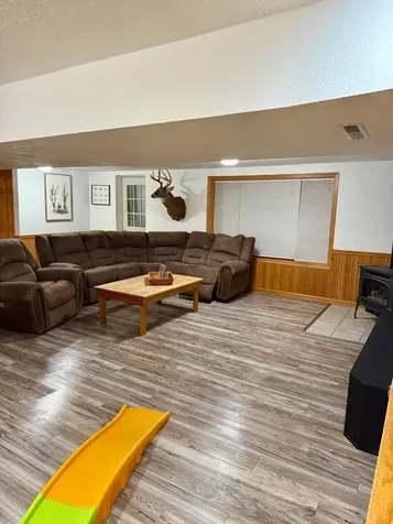 111 Sunset Guttenberg IA 52052
