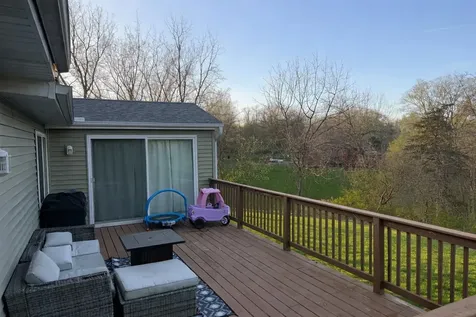 111 Sunset Guttenberg IA 52052