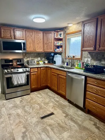 111 Sunset Guttenberg IA 52052