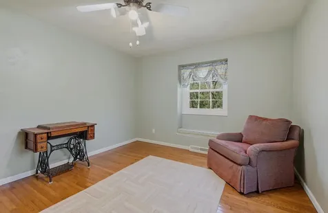 16408 Coventry Dubuque IA 52001