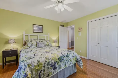 16408 Coventry Dubuque IA 52001