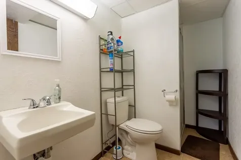 880 Stone Ridge Dubuque IA 52001
