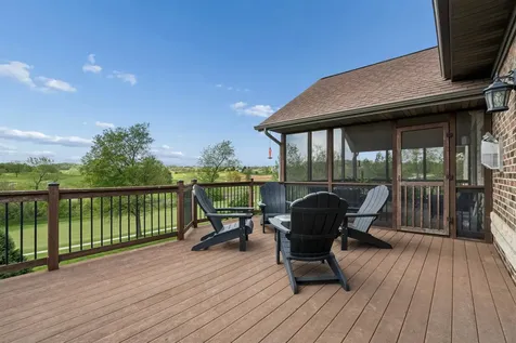 2101 Wedgewood Dubuque IA 52002