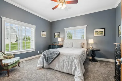 2101 Wedgewood Dubuque IA 52002