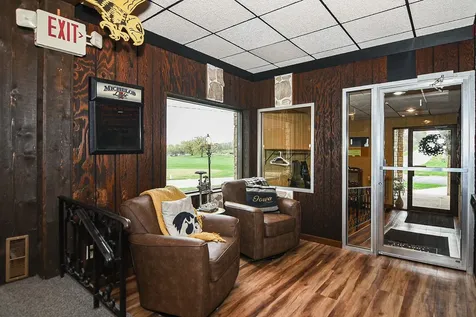 30824 Olde Hawkeye Dyersville IA 52040