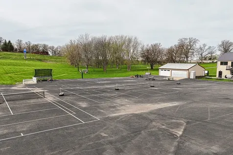 30824 Olde Hawkeye Dyersville IA 52040