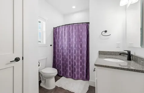 16392 Country View Dubuque IA 52001