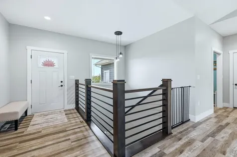 16392 Country View Dubuque IA 52001