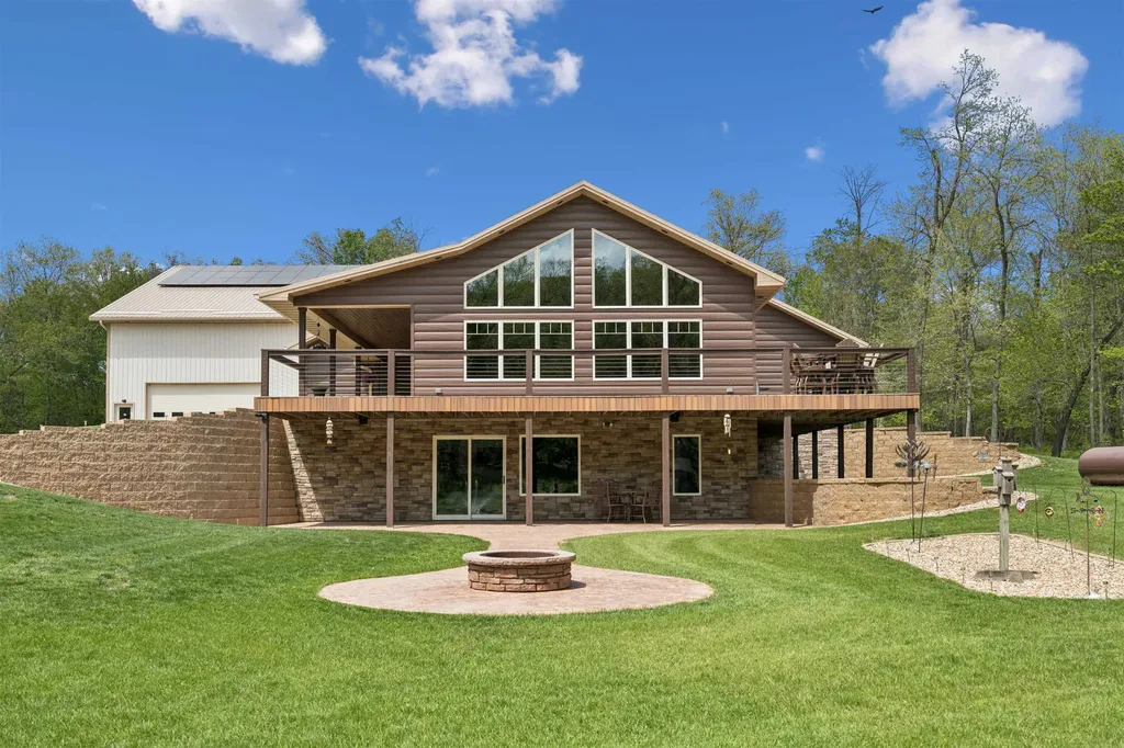 2179 267 Delhi IA 52223-0000