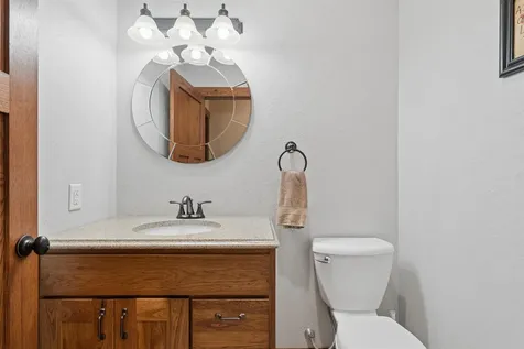 2179 267 Delhi IA 52223-0000