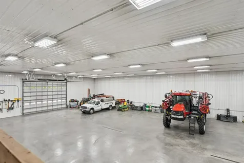 2179 267 Delhi IA 52223-0000