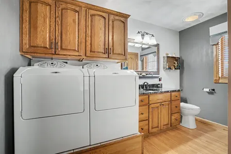 2104 332nd Avenue Dyersville IA 52040