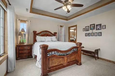 2104 332nd Avenue Dyersville IA 52040