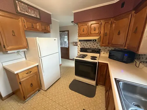 3280 Asbury Dubuque IA 52001
