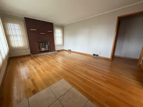 3280 Asbury Dubuque IA 52001
