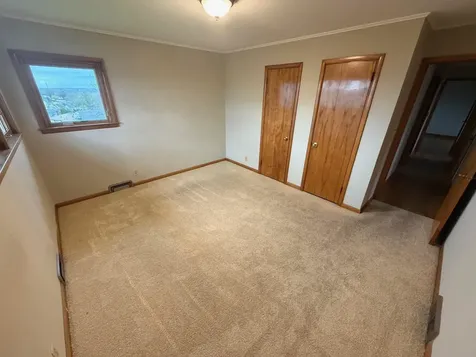 3280 Asbury Dubuque IA 52001