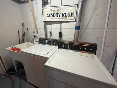 3280 Asbury Dubuque IA 52001