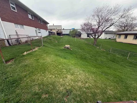 3280 Asbury Dubuque IA 52001