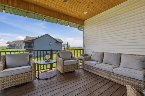 14549 Keegan Dubuque IA 52002