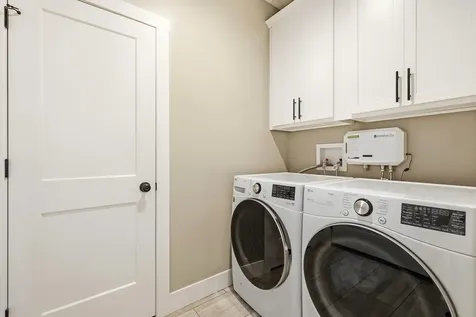 14549 Keegan Dubuque IA 52002