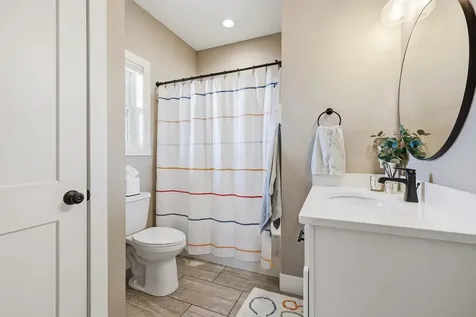 14549 Keegan Dubuque IA 52002