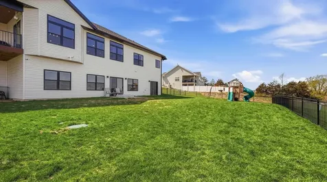 14549 Keegan Dubuque IA 52002
